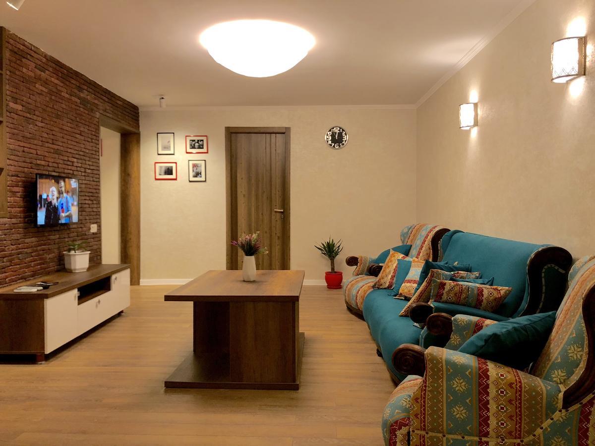 Flat 139 - Old Tbilisi Apartment Bagian luar foto